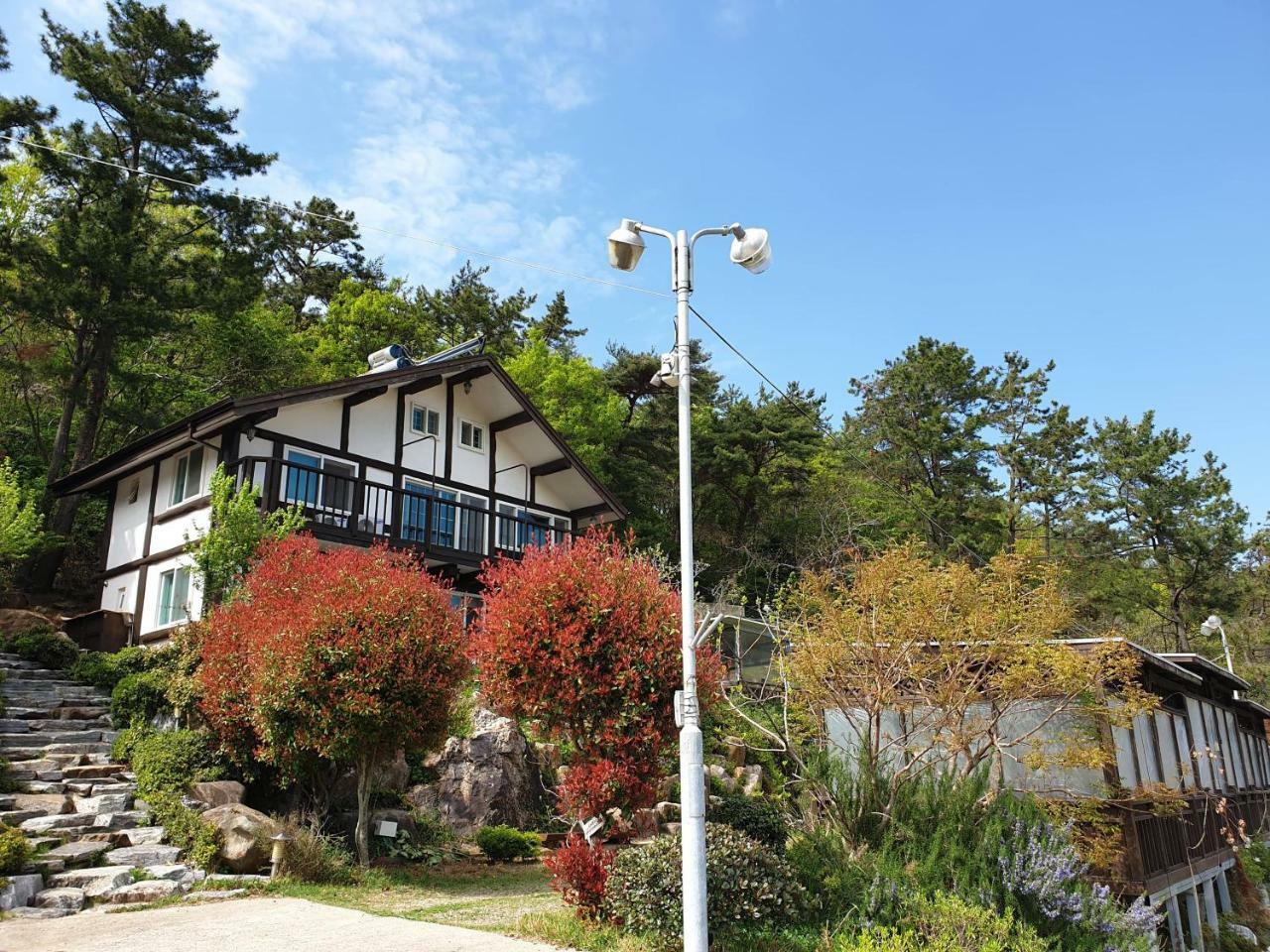 Tongyeong Yehyang Pension 外观 照片